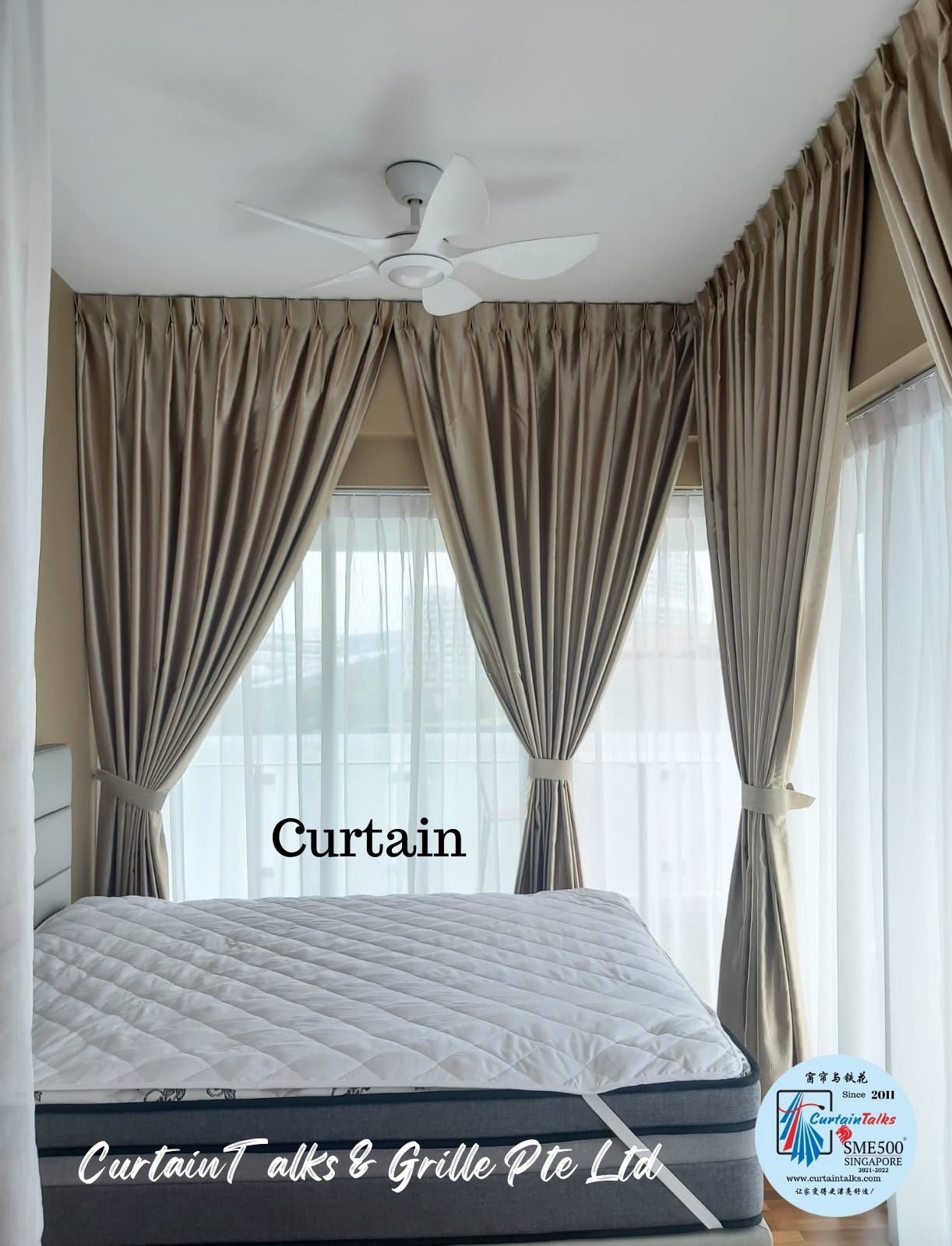 This is a Picture of Day and night curtain picture  for Singapore condo, junior master room, day and night curtain, The Rochester Residences